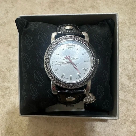 Harley Davidson Charm Collection Watch by Bulova.. - Picture 9 of 11